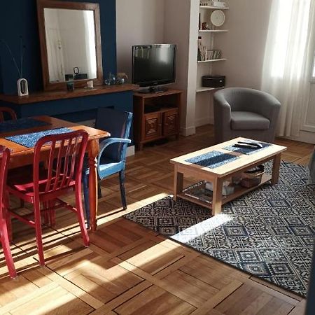 Le Bleu Roi - Appartement Calme Proche De La Gare Caen Exterior photo